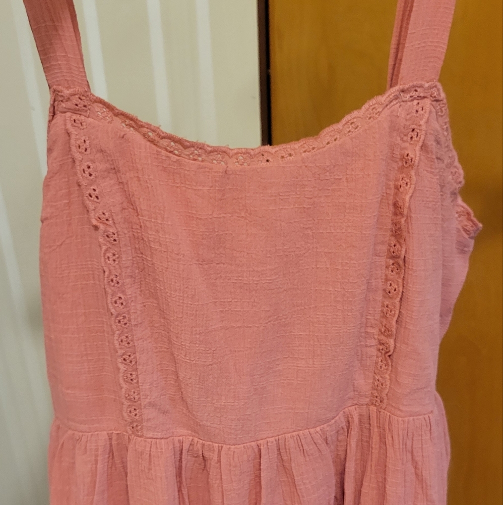 Summer dress! Gorgeous coral color w/ small lace details. Adjustable straps. S.